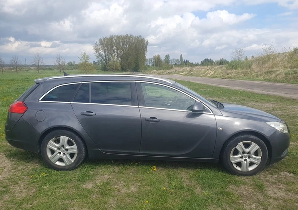 Opel Insignia cena 18700 przebieg: 346000, rok produkcji 2010 z Siedlce małe 466